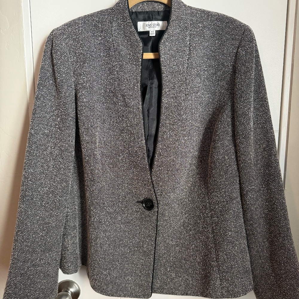 PLUS SIZE (16W)_Jones Studio Business Casual Suit Jacket